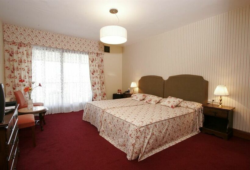 Hotel Arresi Lemoiz