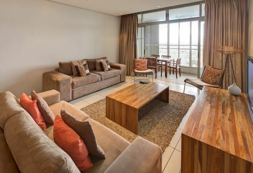 Hotel Harbouredge Cape Town