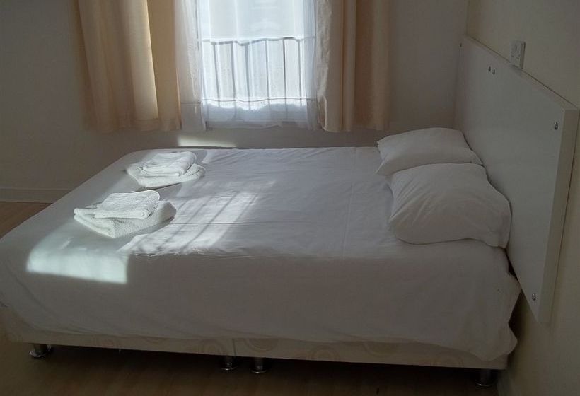 Central Park Hotel London
