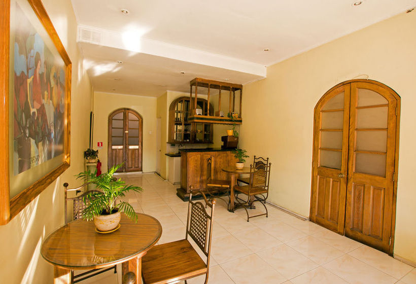 Hotel DaCarlo Santiago