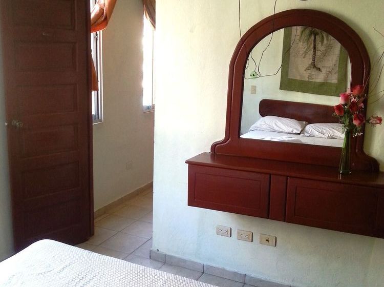 Hotel Foreigners Club Santo Domingo