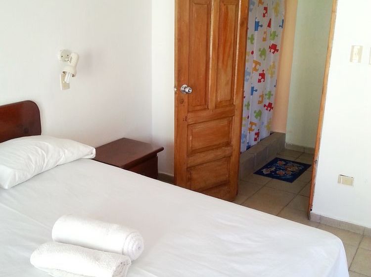 Hotel Foreigners Club Santo Domingo