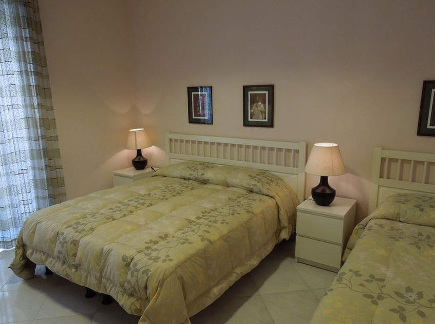 Hotel Regina Napoli Naples