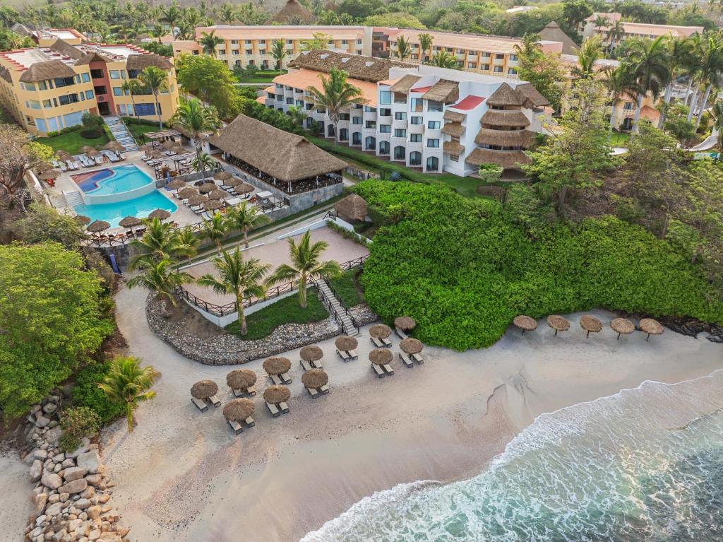 Family Selection at Grand Palladium Vallarta Resort & Spa