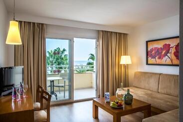 Aparthotel Cap De Mar