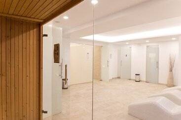 Ferrer Janeiro Hotel & Spa