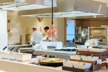 Ferrer Janeiro Hotel & Spa