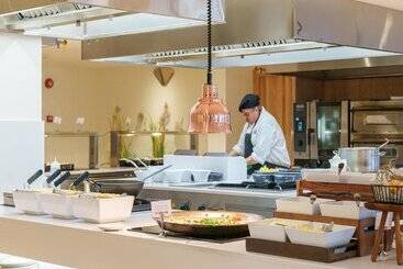 Ferrer Janeiro Hotel & Spa