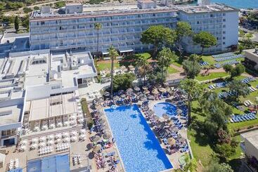 هتل Aluasun Cala Antena All Inclusive