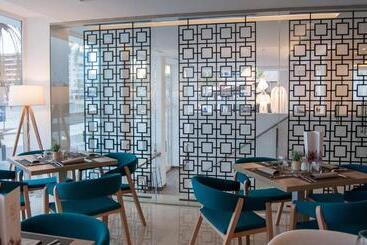 هتل Bq Aguamarina Boutique