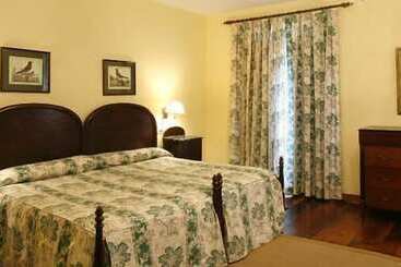 Casona Del Busto - Pravia