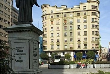 هتل Castilla