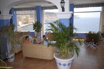 هتل Mirador del Cabo