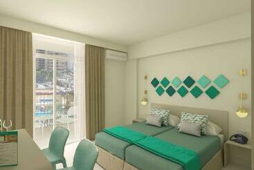 Отель Gala Placidia 3* Sup
