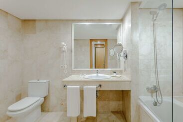 هتل Hesperia Ciudad De Mallorca