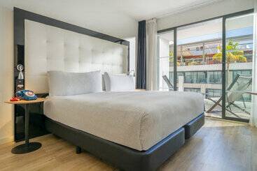 Отель Innside by Meliá Palma Bosque