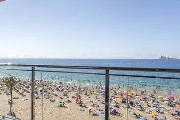 هتل Innside Costablanca - Adults Only