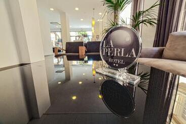 هتل La Perla