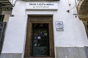 هتل Las Palmeras By Vivere Stays