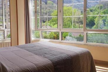 هتل Naranjo De Bulnes