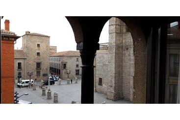 هتل Palacio Valderrabanos