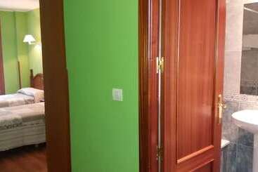 هتل Pension Monteverde