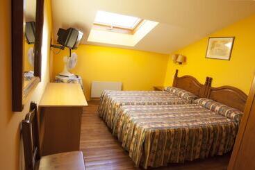 هتل Pension Monteverde