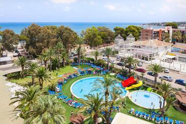 هتل Port Denia