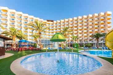 هتل Port Denia