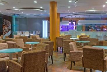 Отель Rh Royal   Recommend For Adults