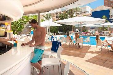 Отель Rh Royal   Recommend For Adults