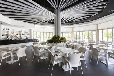هتل Sandos Monaco Adults Only