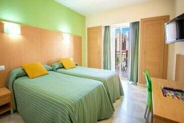 هتل Servigroup Pueblo Benidorm