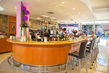هتل Servigroup Pueblo Benidorm