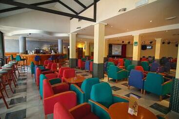 هتل Servigroup Pueblo Benidorm