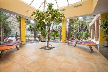 هتل Servigroup Pueblo Benidorm