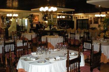 هتل Terraza Carmona