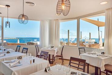 Universal Hotel Cabo Blanco   Adults Only