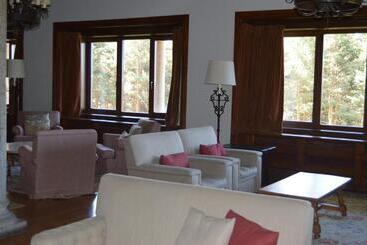 Parador De Gredos