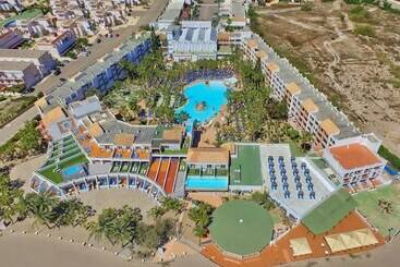 هتل Playavera