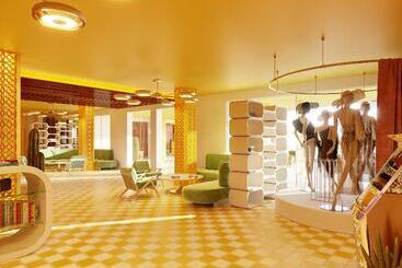 Apart Flats Friends Tropicana