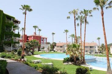 Hg Jardín De Menorca