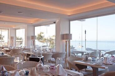 Aparthotel Ponent Mar