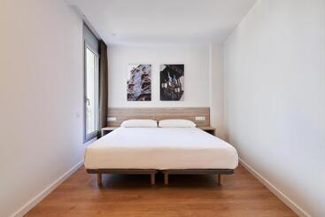 Aparthotel Augusta - Barcelona