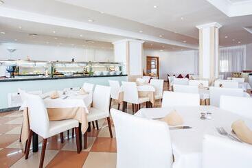 Grupotel Imperio Playa - Sant Joan de Labritja