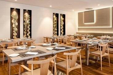 Ac Hotel San Cugat By Marriott