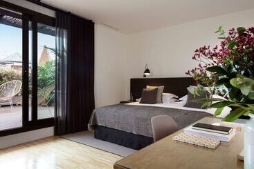 Alexandra Barcelona Hotel, Curio Collection By Hilton