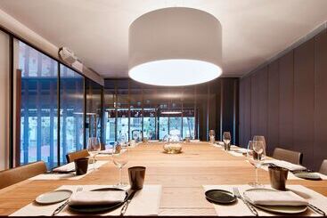 Alexandra Barcelona Hotel, Curio Collection By Hilton