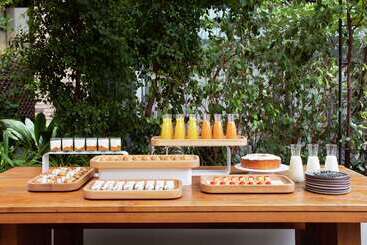 Alexandra Barcelona Hotel, Curio Collection By Hilton