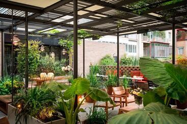 Alexandra Barcelona Hotel, Curio Collection By Hilton